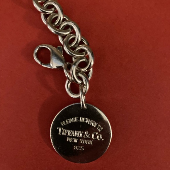 Tiffany and Co. "Return To" bracelet - Picture 2 of 7
